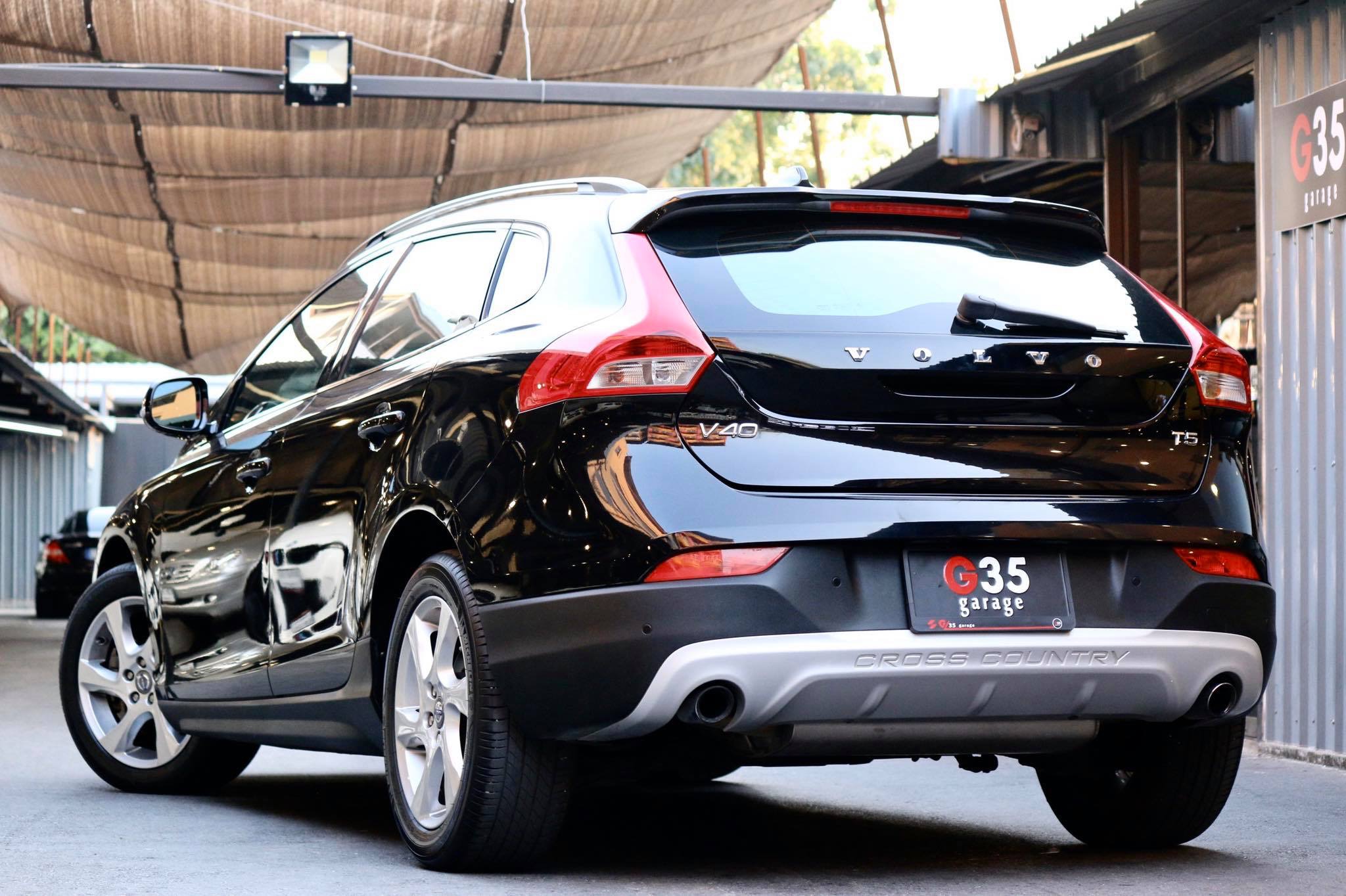 Volvo V40 ปี 2014 สีดำ (รูปที่ 4)