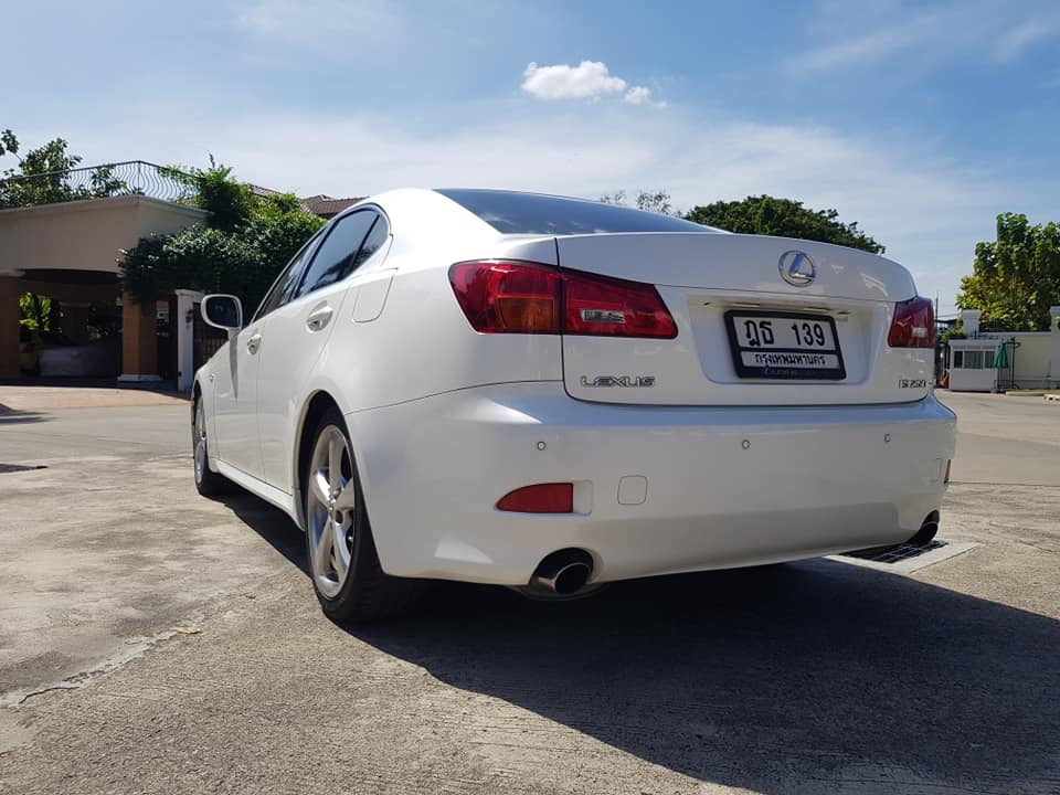 Lexus IS XE20 IS250 ปี 2007 สีขาว