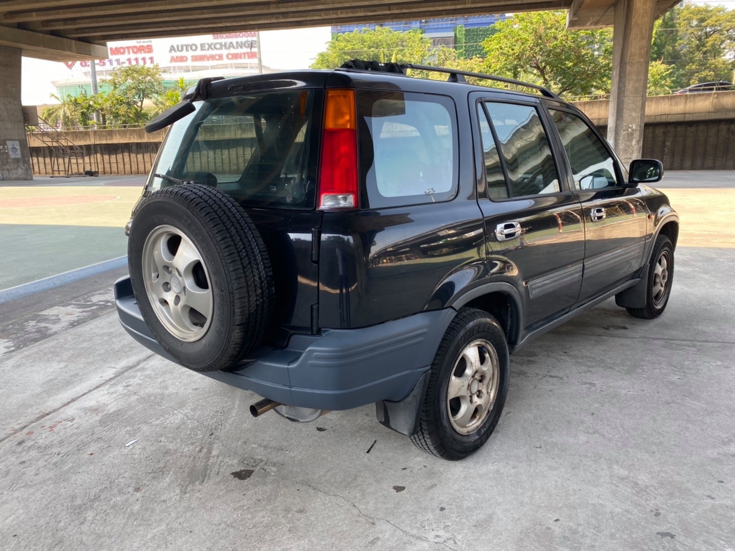 Honda CR-V ปี 1999 สีดำ (รูปที่ 4)
