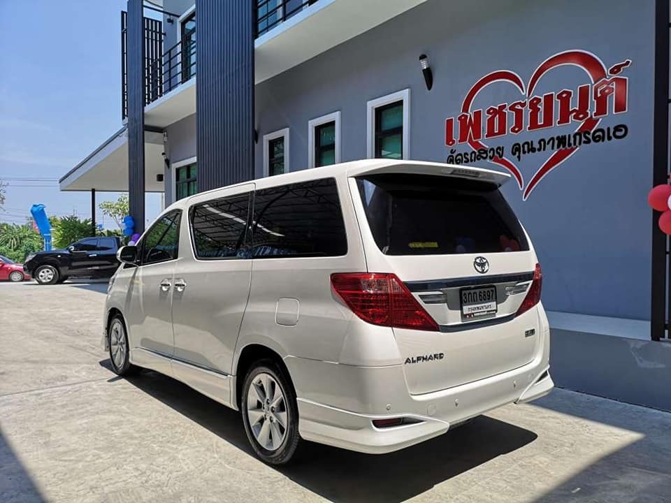 Toyota Alphard ปี 2014 สีขาว