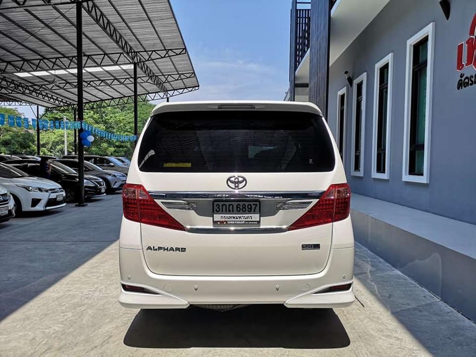 Toyota Alphard ปี 2014 สีขาว (รูปที่ 4)