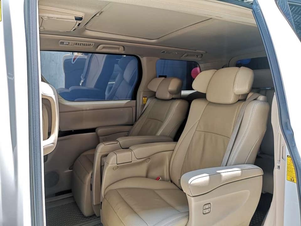 Toyota Alphard ปี 2014 สีขาว