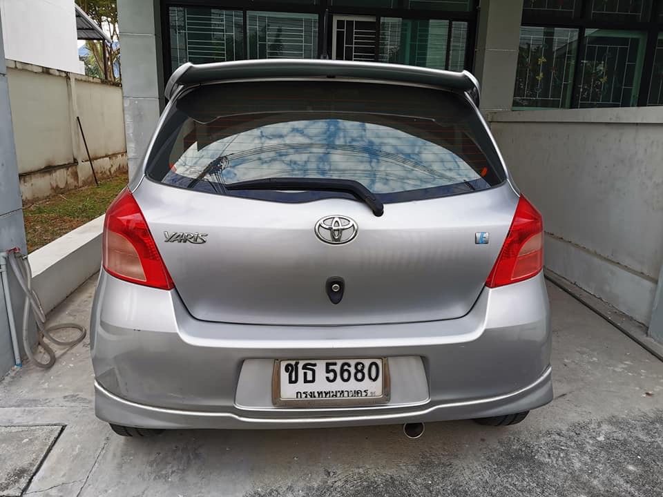 Toyota Yaris ปี 2007 สีเงิน (รูปที่ 3)