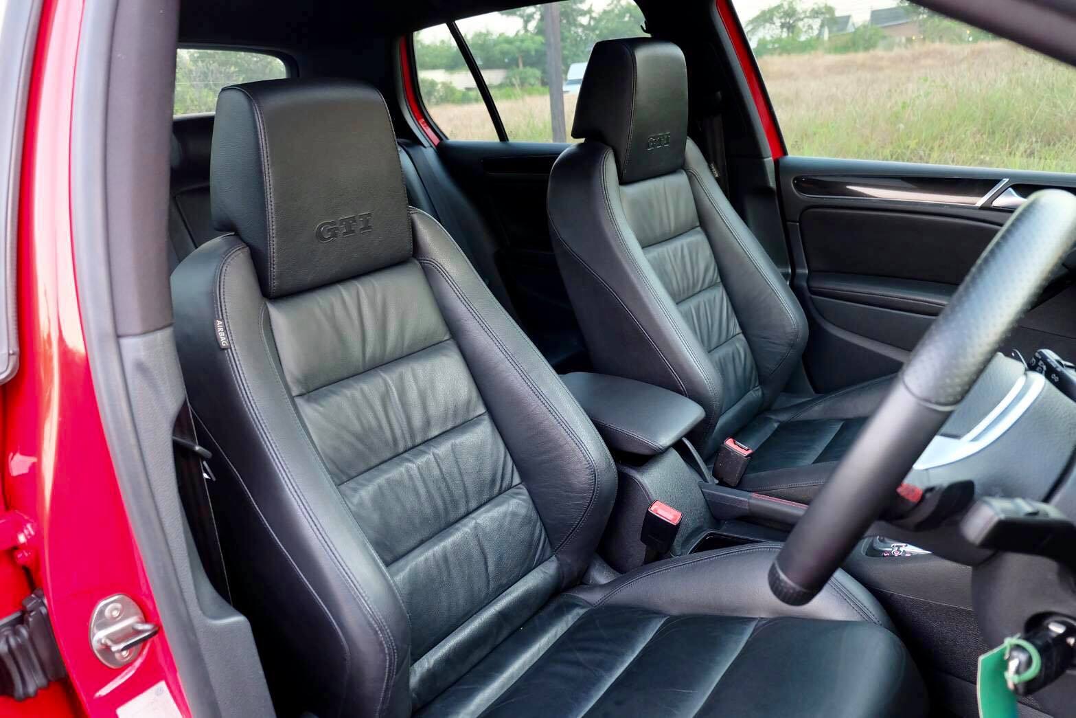 Volkswagen Golf MK6 ปี 2010 สีแดง (รูปที่ 12)