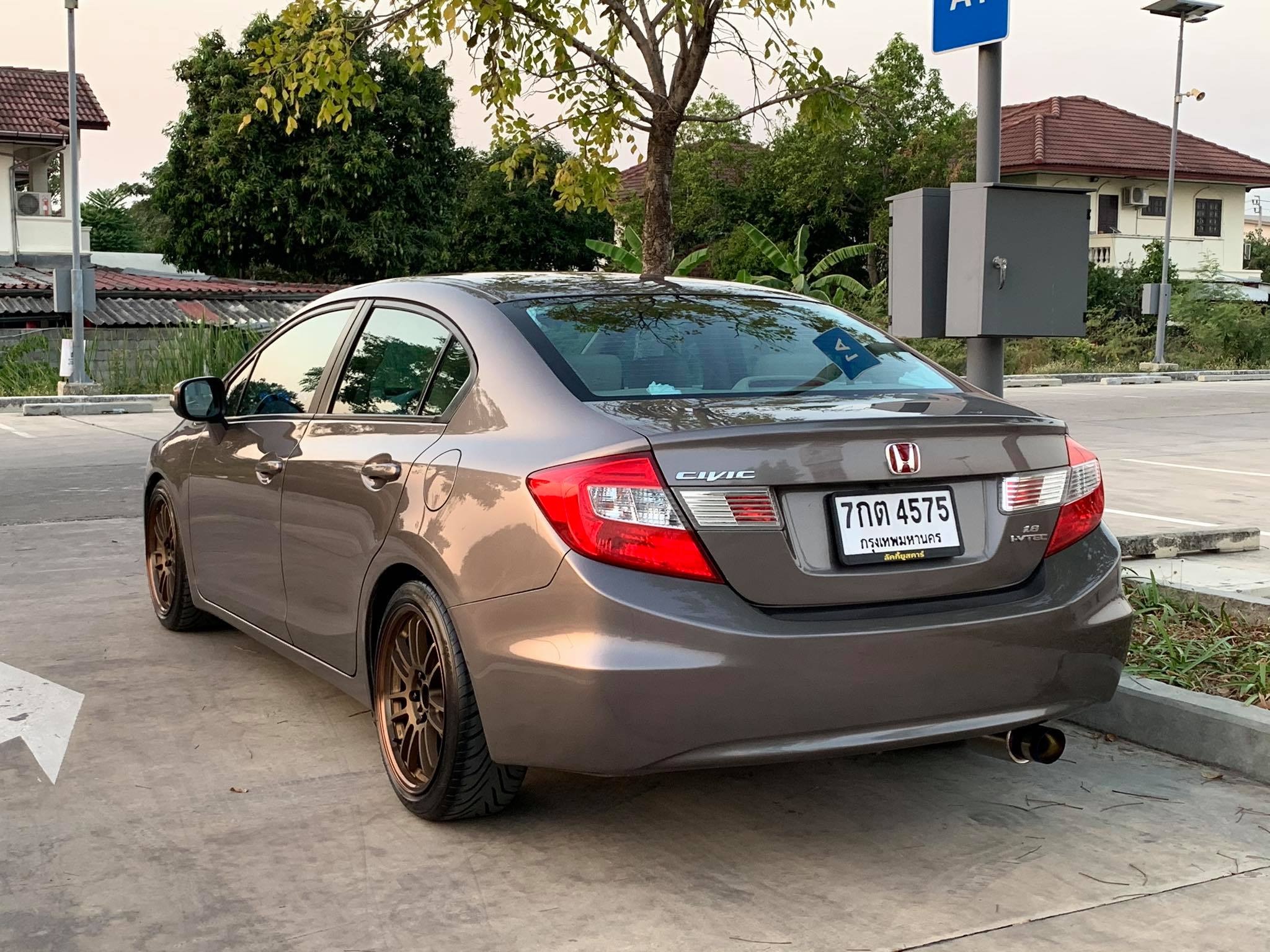 Honda Civic FB ปี 2012 สีเทา (รูปที่ 2)