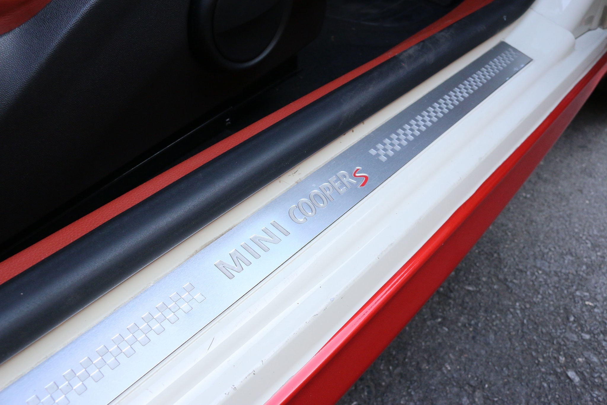 Mini Hatch (Cooper) Gen2 R56 ปี 2008 สีขาว (รูปที่ 19)