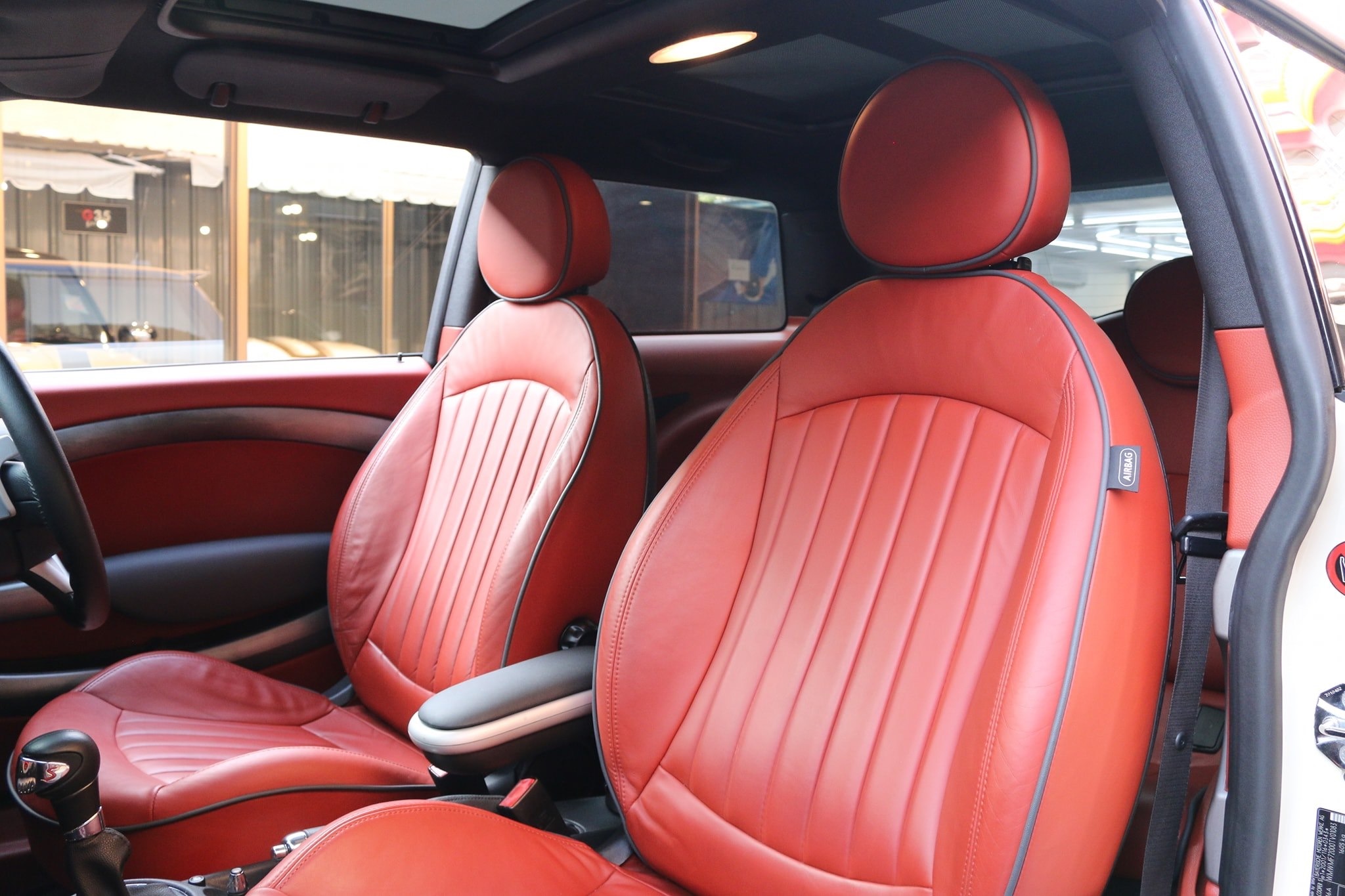 Mini Hatch (Cooper) Gen2 R56 ปี 2008 สีขาว (รูปที่ 18)