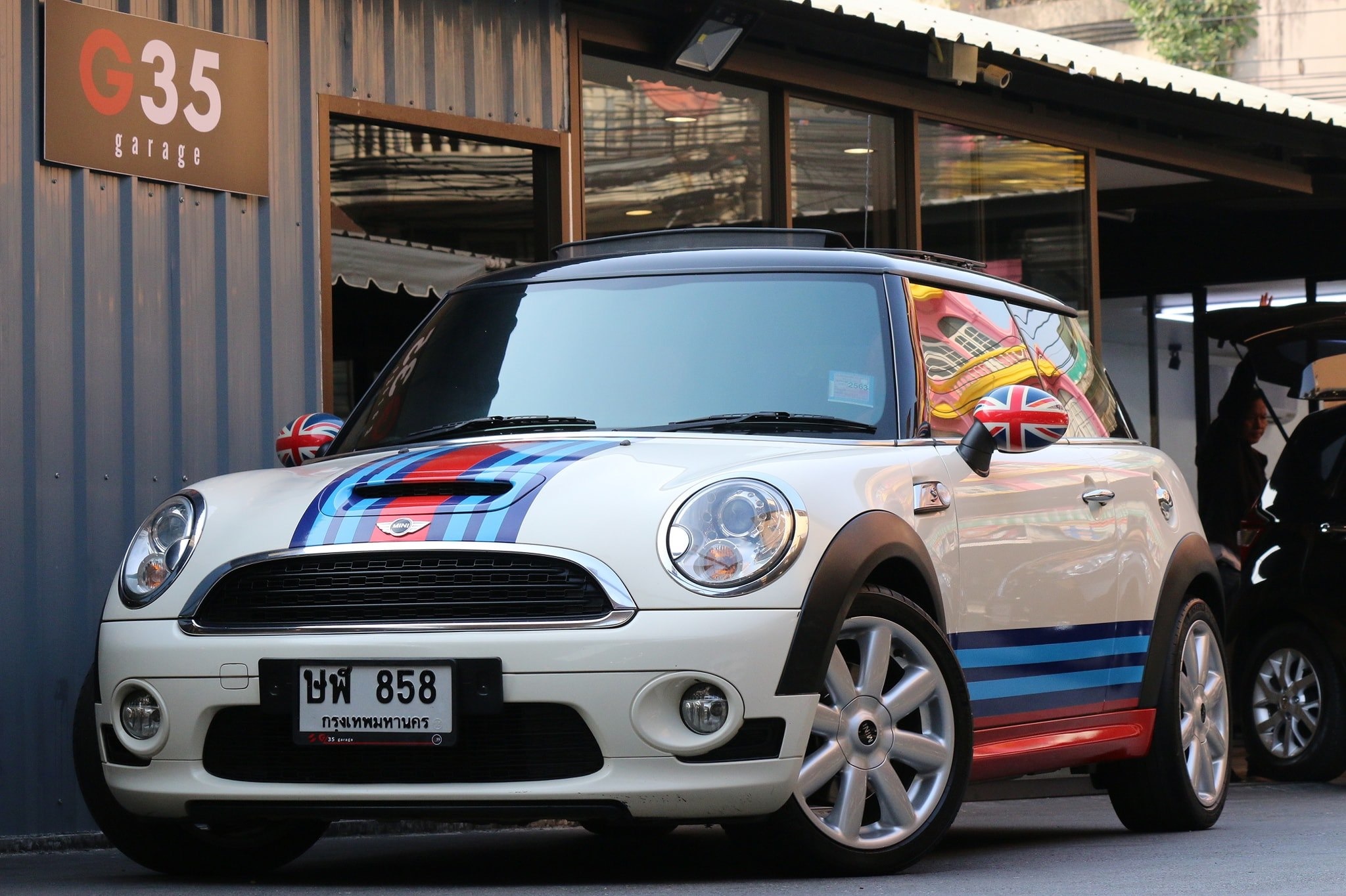 Mini Hatch (Cooper) Gen2 R56 ปี 2008 สีขาว