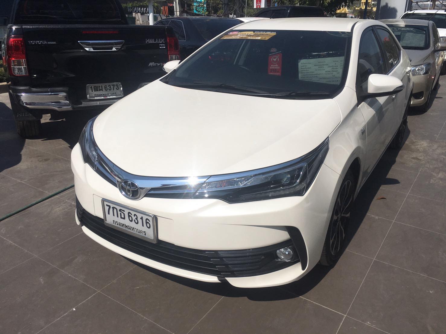 Toyota Corolla Altis ไมเนอร์เชนจ์ 17-19 ปี 2018 สีขาว (รูปที่ 3)