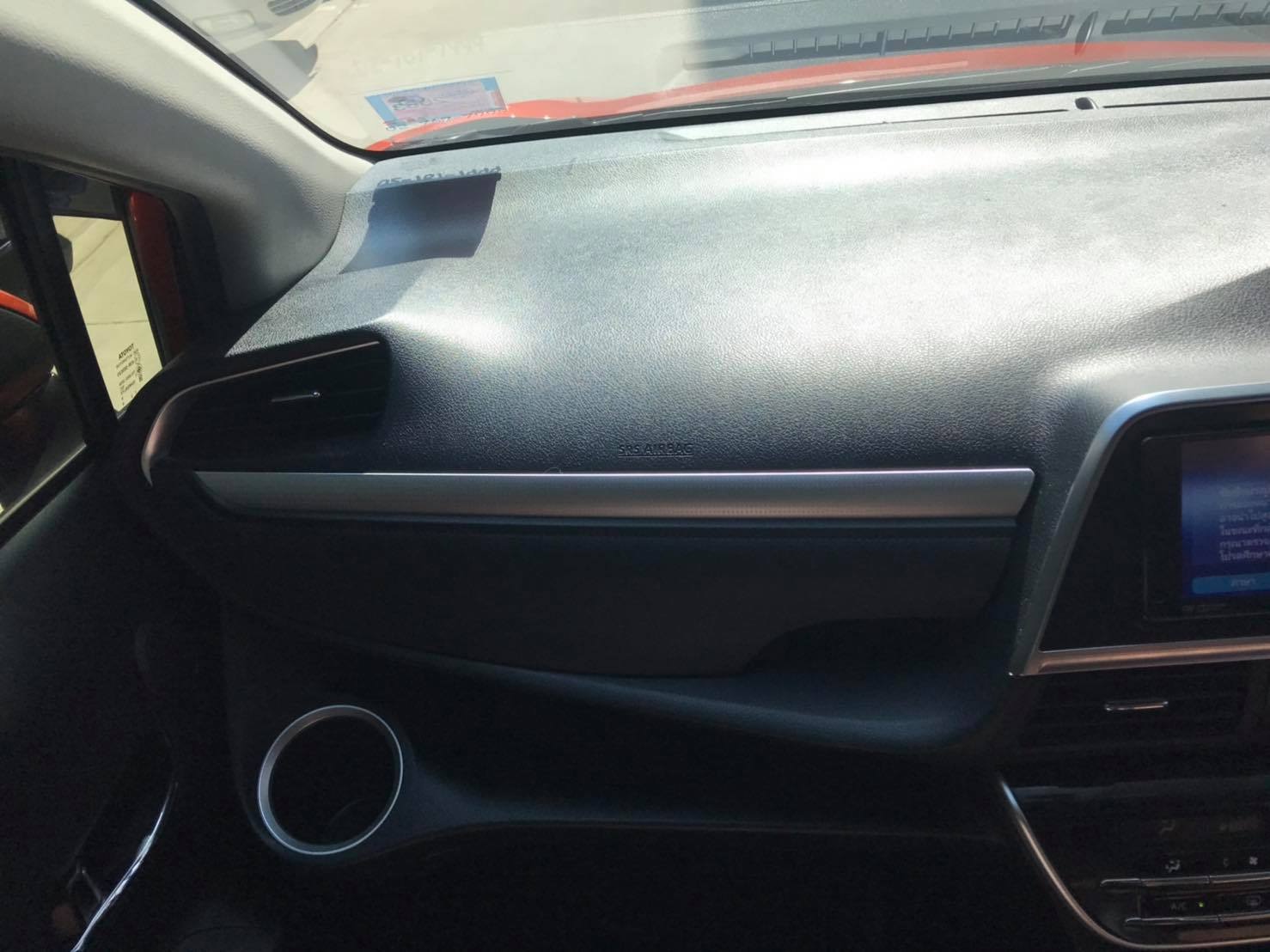 Toyota Sienta ปี 2019 สีส้ม (รูปที่ 6)