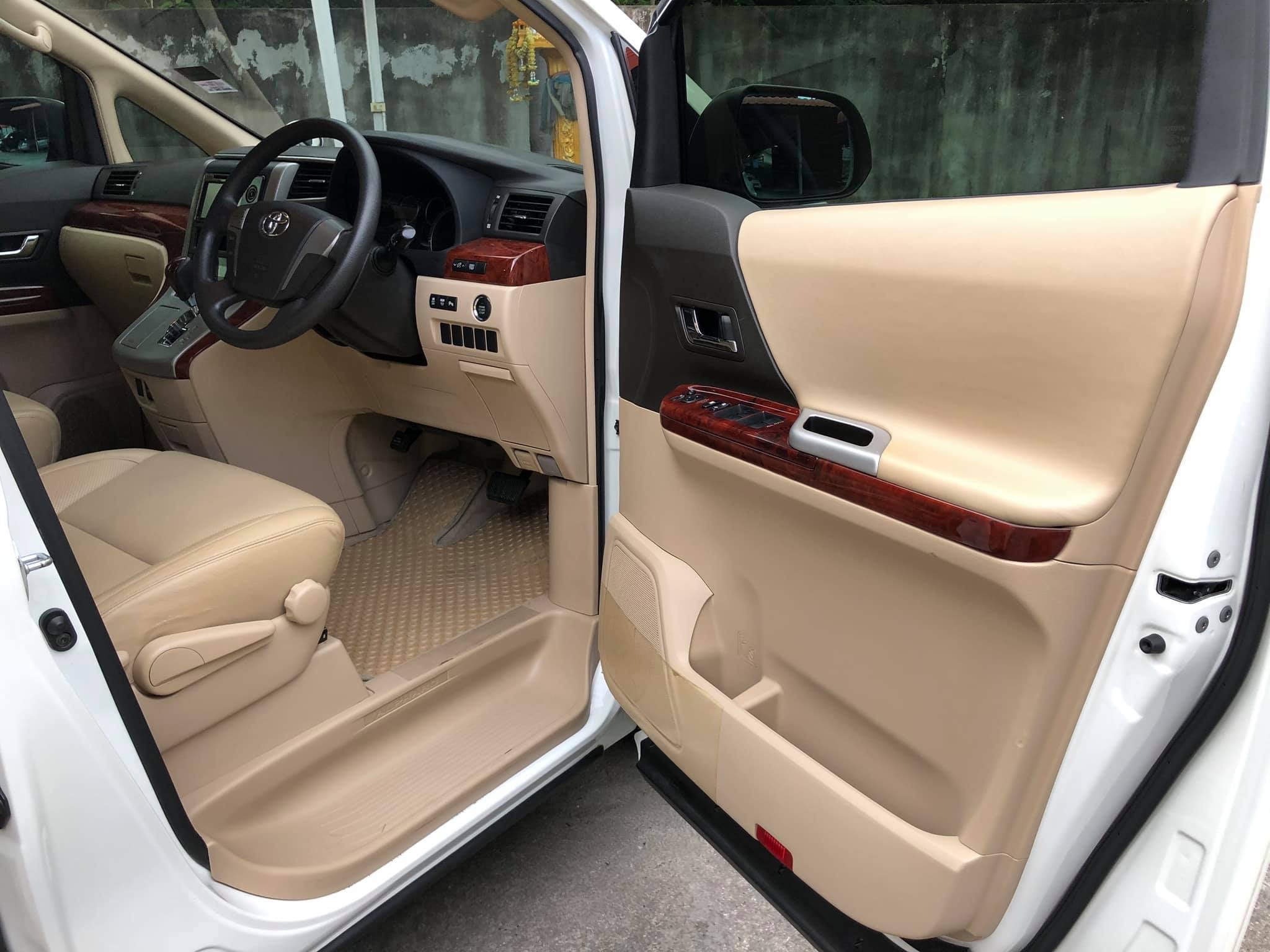 Toyota Alphard ปี 2010 สีขาว (รูปที่ 6)