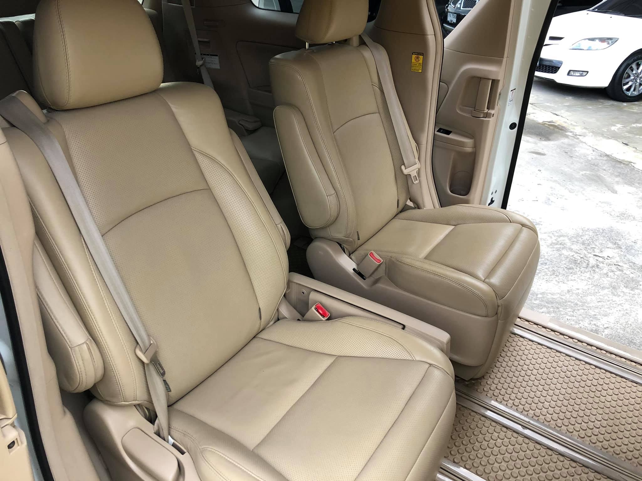 Toyota Alphard ปี 2010 สีขาว (รูปที่ 9)