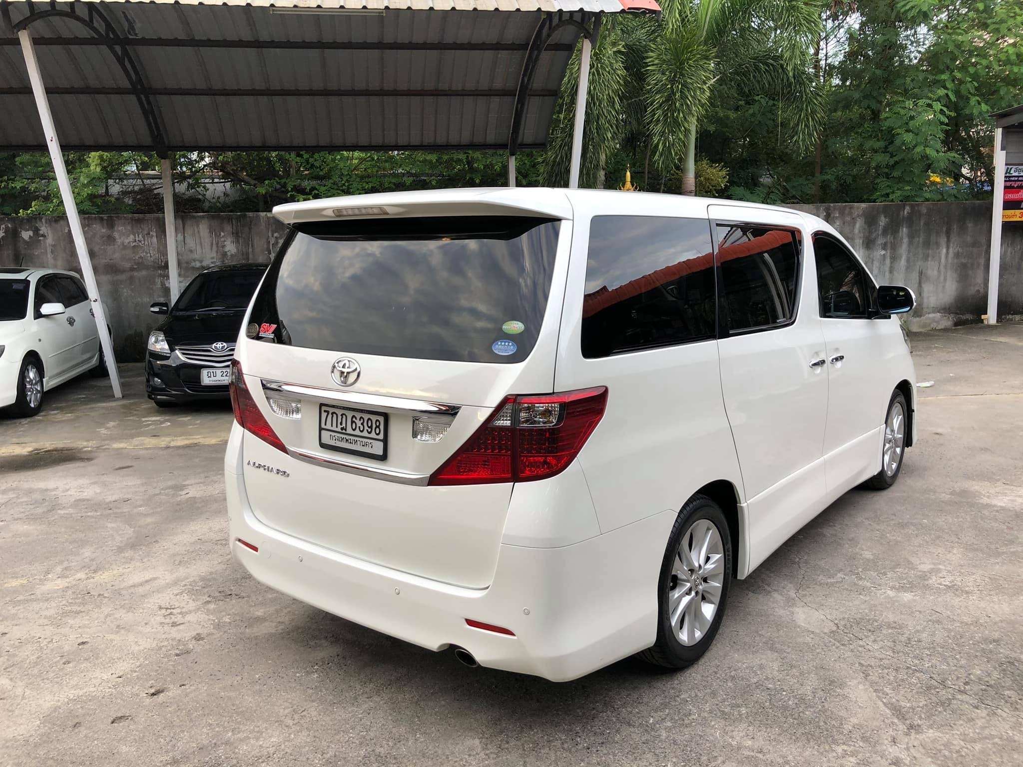 Toyota Alphard ปี 2010 สีขาว (รูปที่ 3)