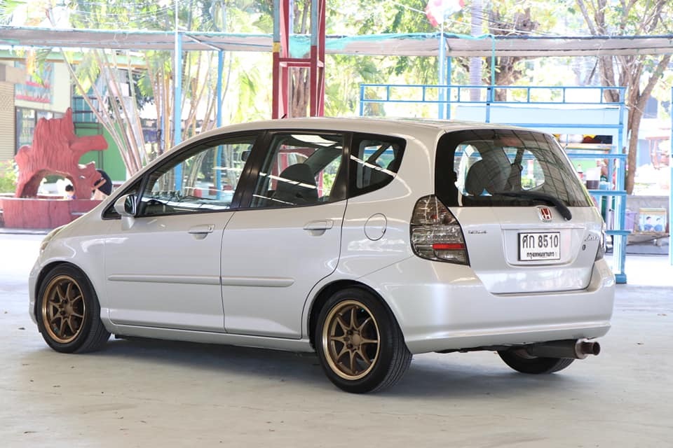 Honda Jazz GD ปี 2004 สีเงิน