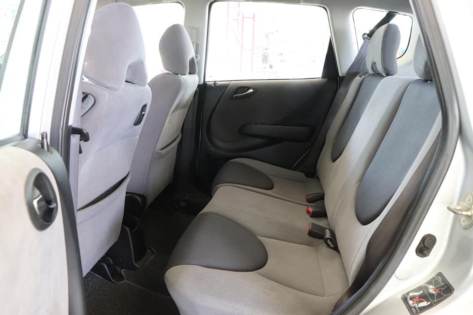 Honda Jazz GD ปี 2004 สีเงิน (รูปที่ 7)