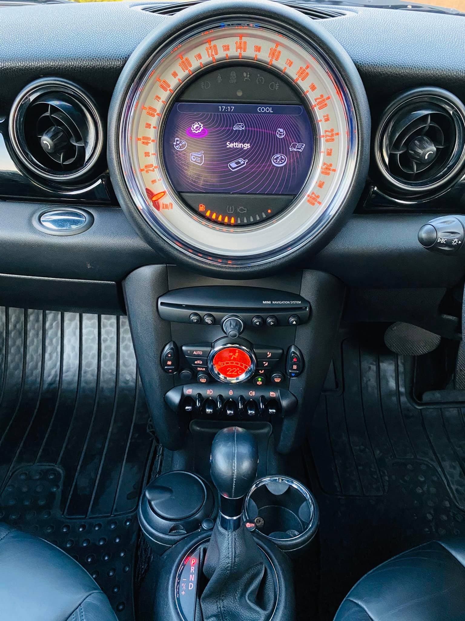 Mini Hatch (Cooper) Gen2 R56 ปี 2012 สีขาว (รูปที่ 11)
