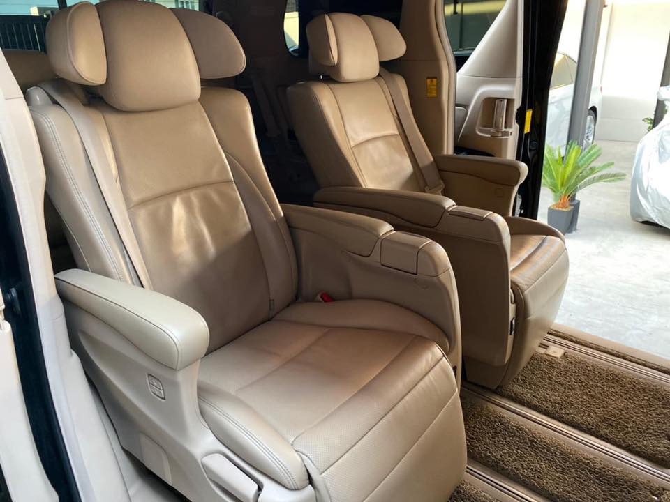 Toyota Alphard ปี 2013 สีดำ (รูปที่ 9)