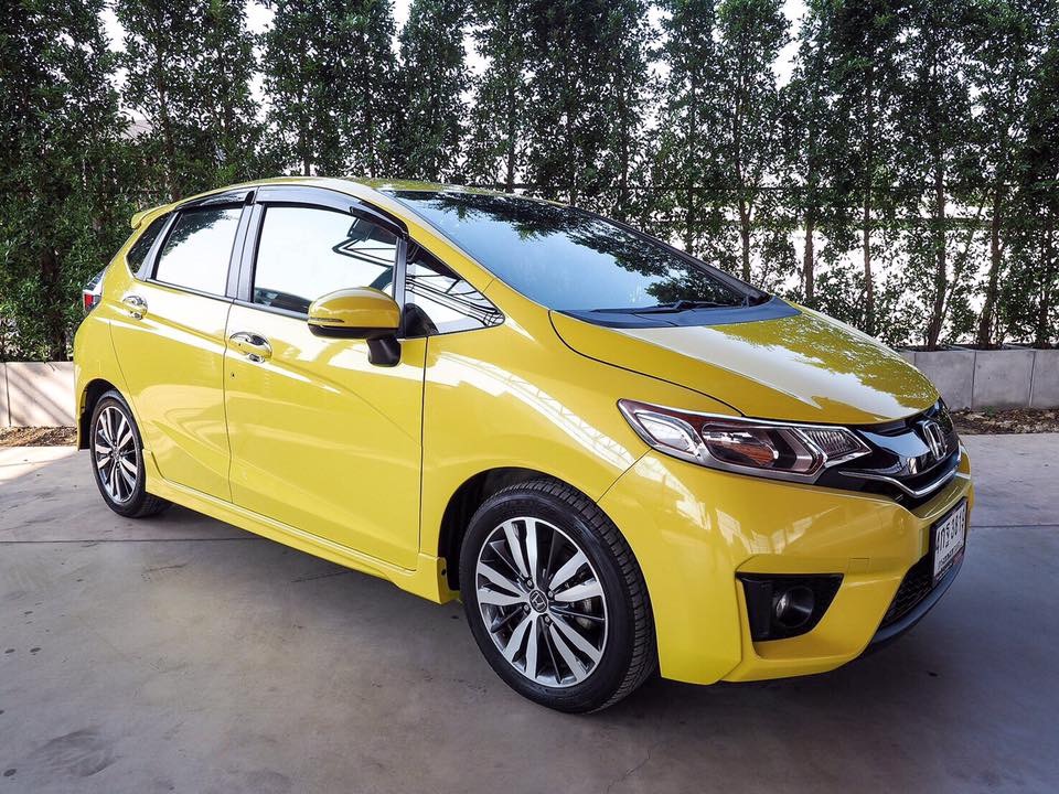 Honda Jazz GK ปี 2015 สีเหลือง (รูปที่ 5)