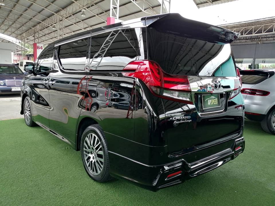 Toyota Alphard ปี 2017 สีดำ (รูปที่ 2)
