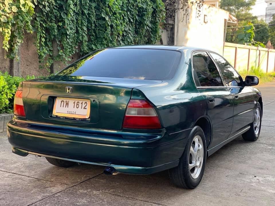 Honda Accord ปี 1997 สีเขียว (รูปที่ 2)
