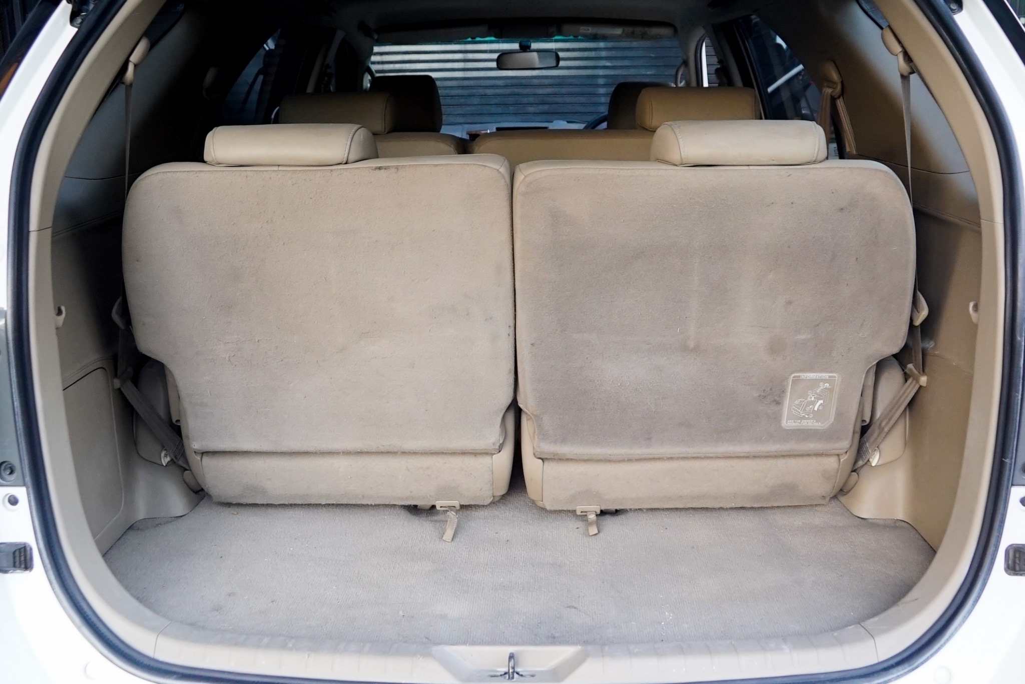 Toyota Fortuner ไมเนอร์เชนจ์ 1 ปี 2011 สีขาว (รูปที่ 9)