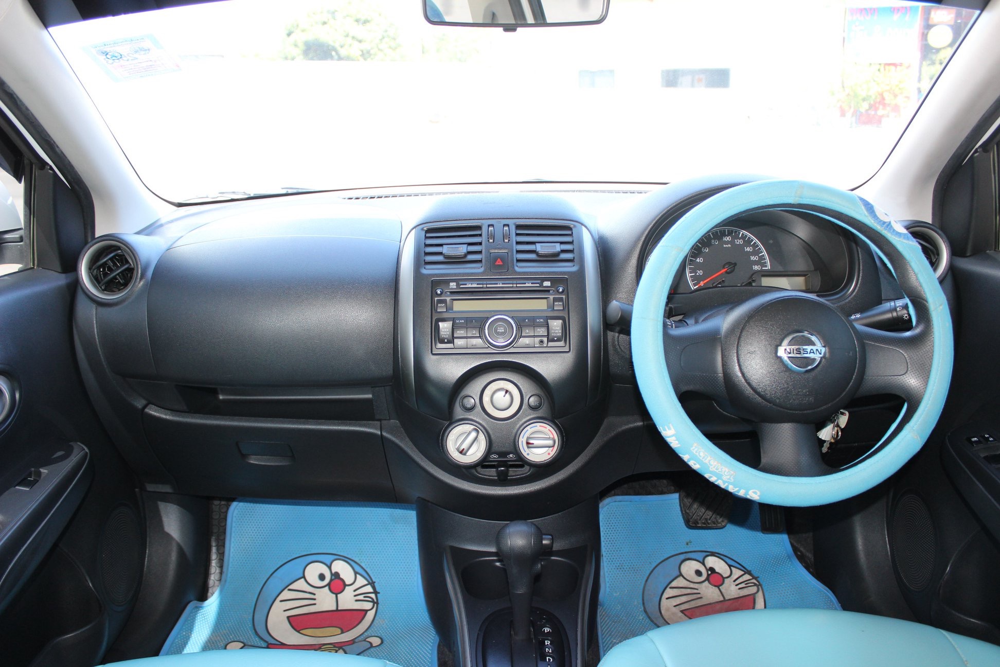 Nissan Almera ปี 2012 สีขาว (รูปที่ 6)