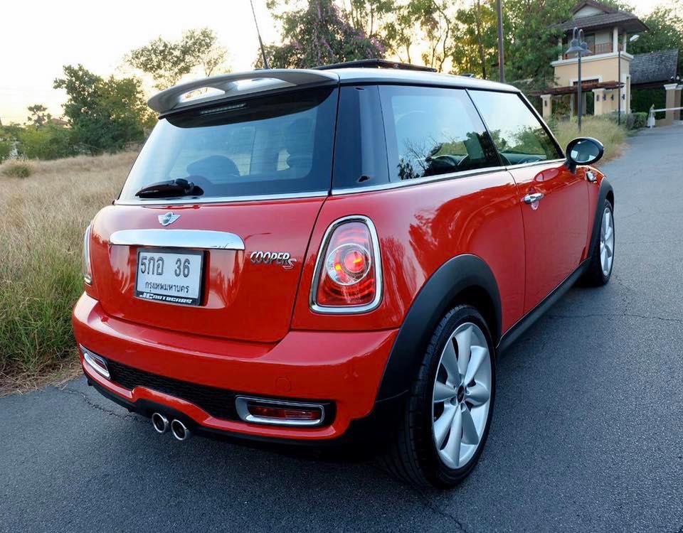 Mini Hatch (Cooper) Gen2 R56 ปี 2011 สีแดง