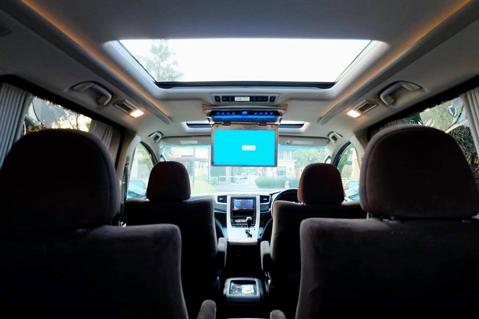 Toyota Vellfire ปี 2012 สีขาว (รูปที่ 13)