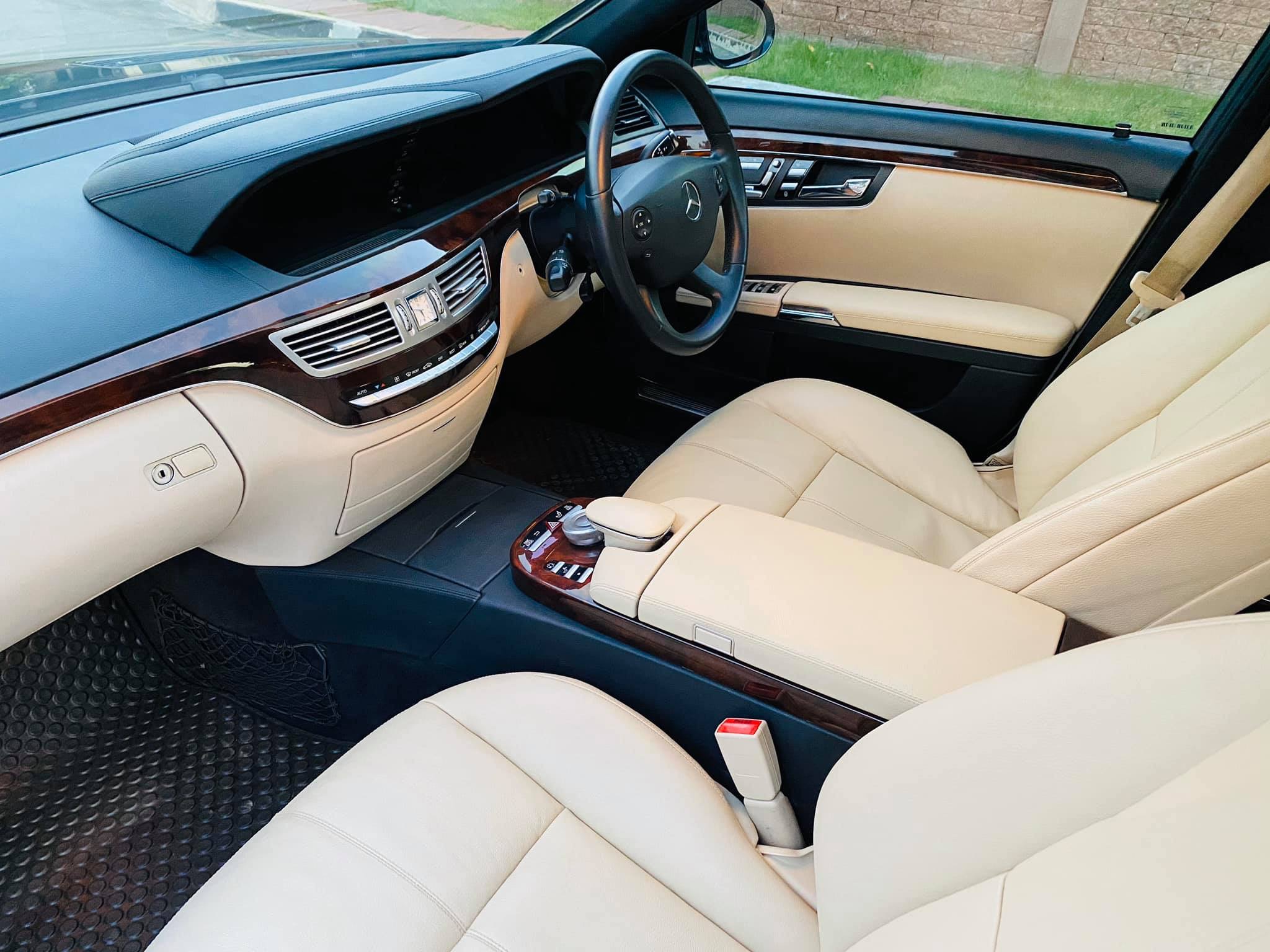 Mercedes-Benz S-Class W221 S300 ปี 2008 สีดำ (รูปที่ 8)