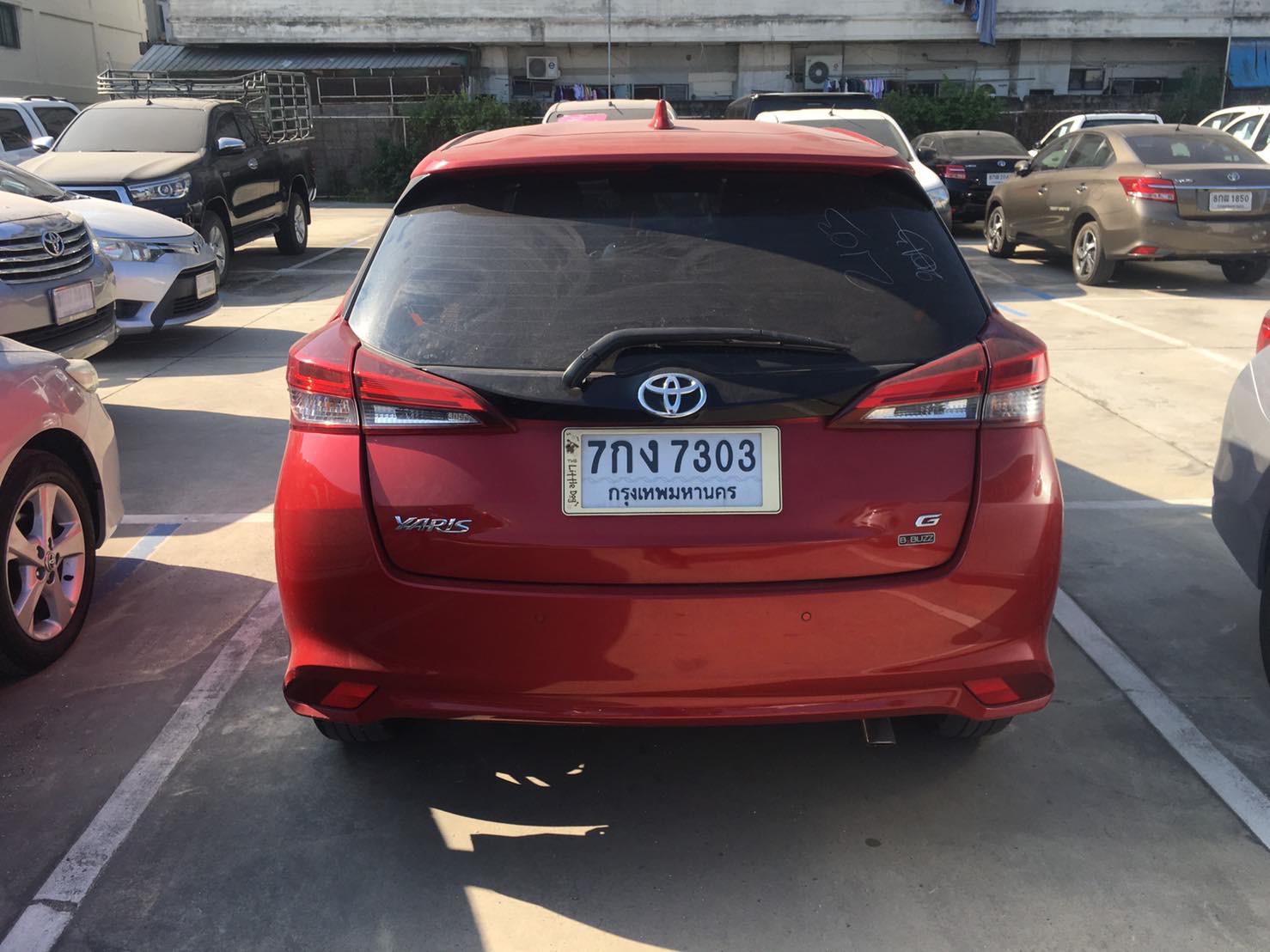 Toyota Yaris ปี 2017 สีแดง