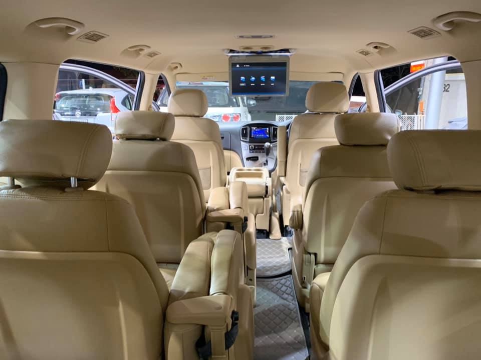 Hyundai H-1 ปี 2017 สีเงิน (รูปที่ 8)