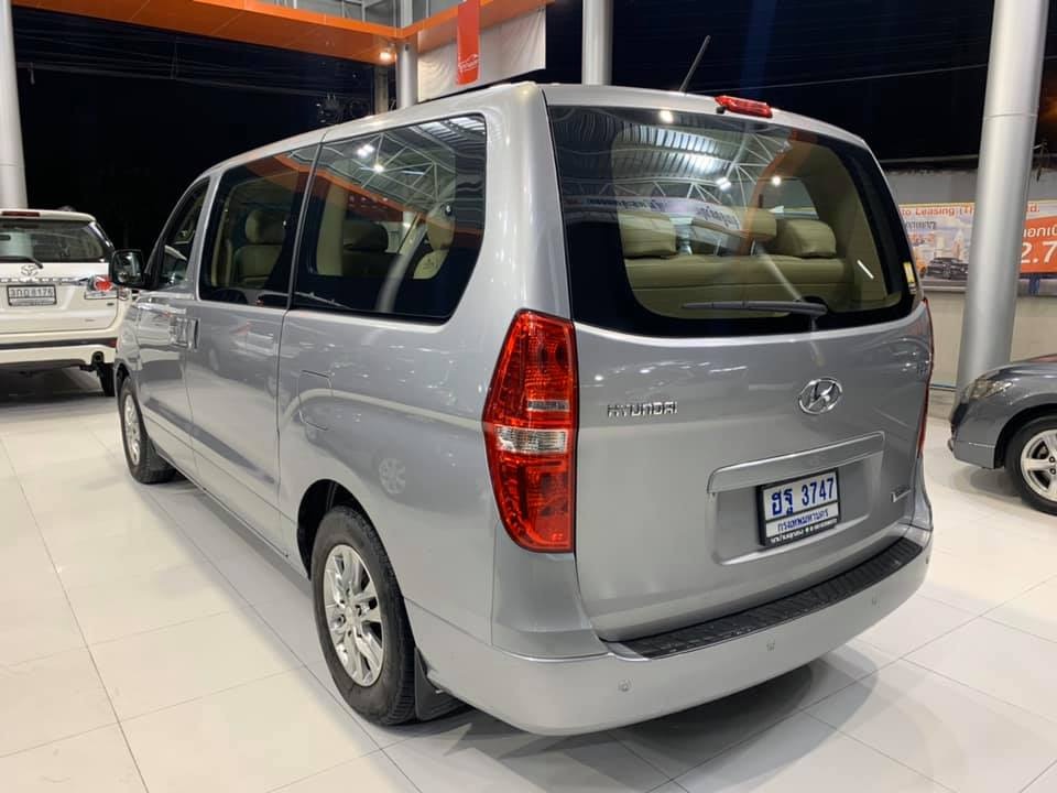 Hyundai H-1 ปี 2017 สีเงิน (รูปที่ 3)