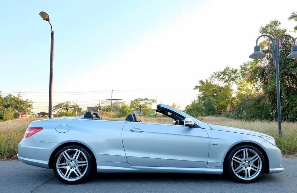Mercedes-Benz E-Class A207 E200 ปี 2010 สีเงิน (รูปที่ 4)