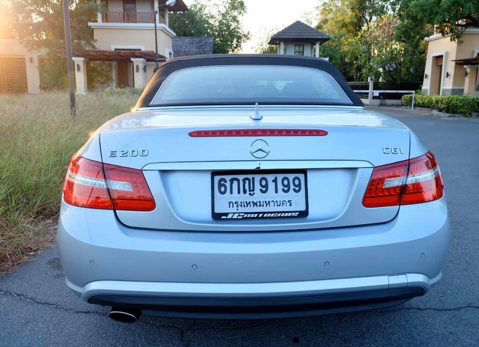 Mercedes-Benz E-Class A207 E200 ปี 2010 สีเงิน (รูปที่ 8)