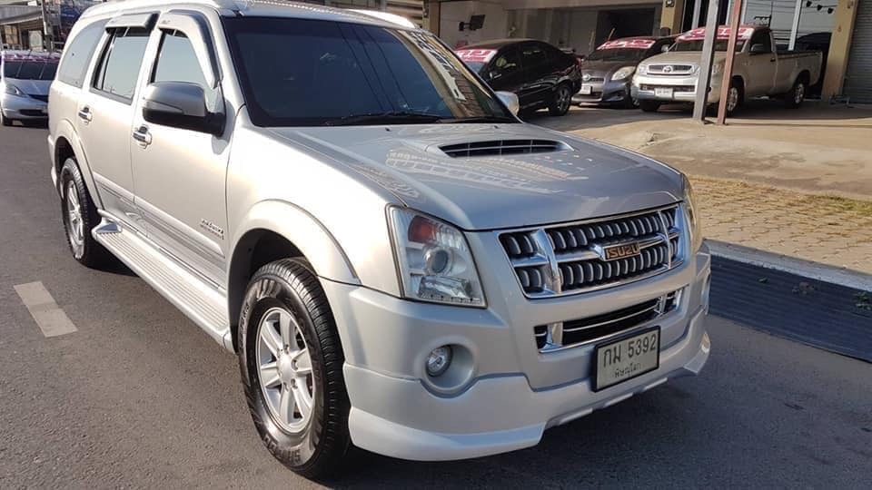 Isuzu MU-7 ปี 2008 สีเงิน