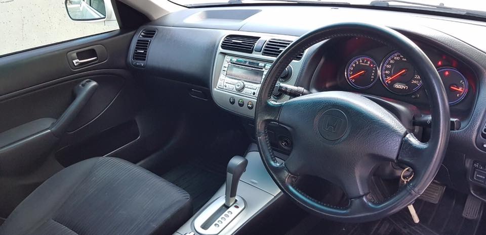 Honda Civic RX โฉม ตาเหยี่ยว ปี 2005 สีขาว (รูปที่ 10)