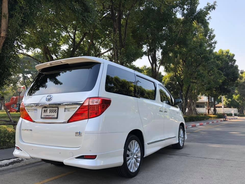 Toyota Alphard ปี 2013 สีขาว (รูปที่ 2)
