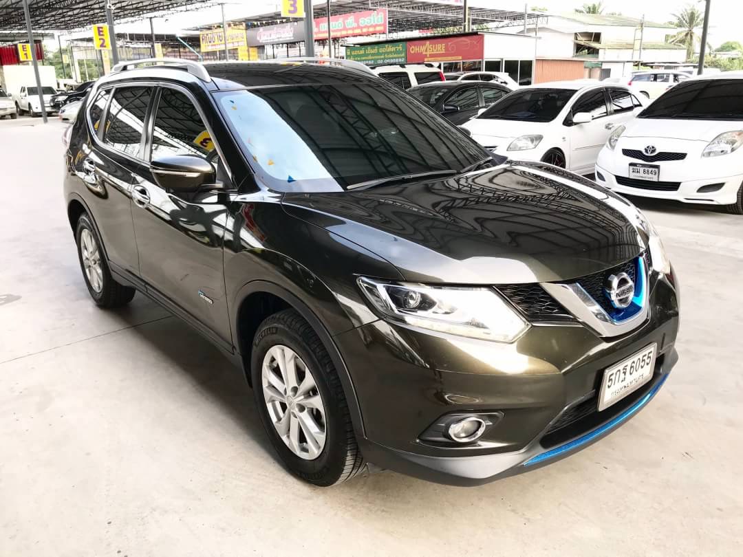 Nissan X-trail ปี 2016 สีเทา (รูปที่ 5)