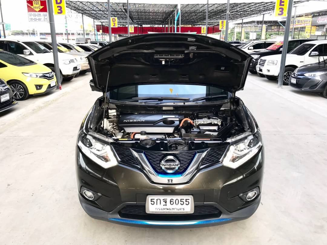 Nissan X-trail ปี 2016 สีเทา (รูปที่ 7)
