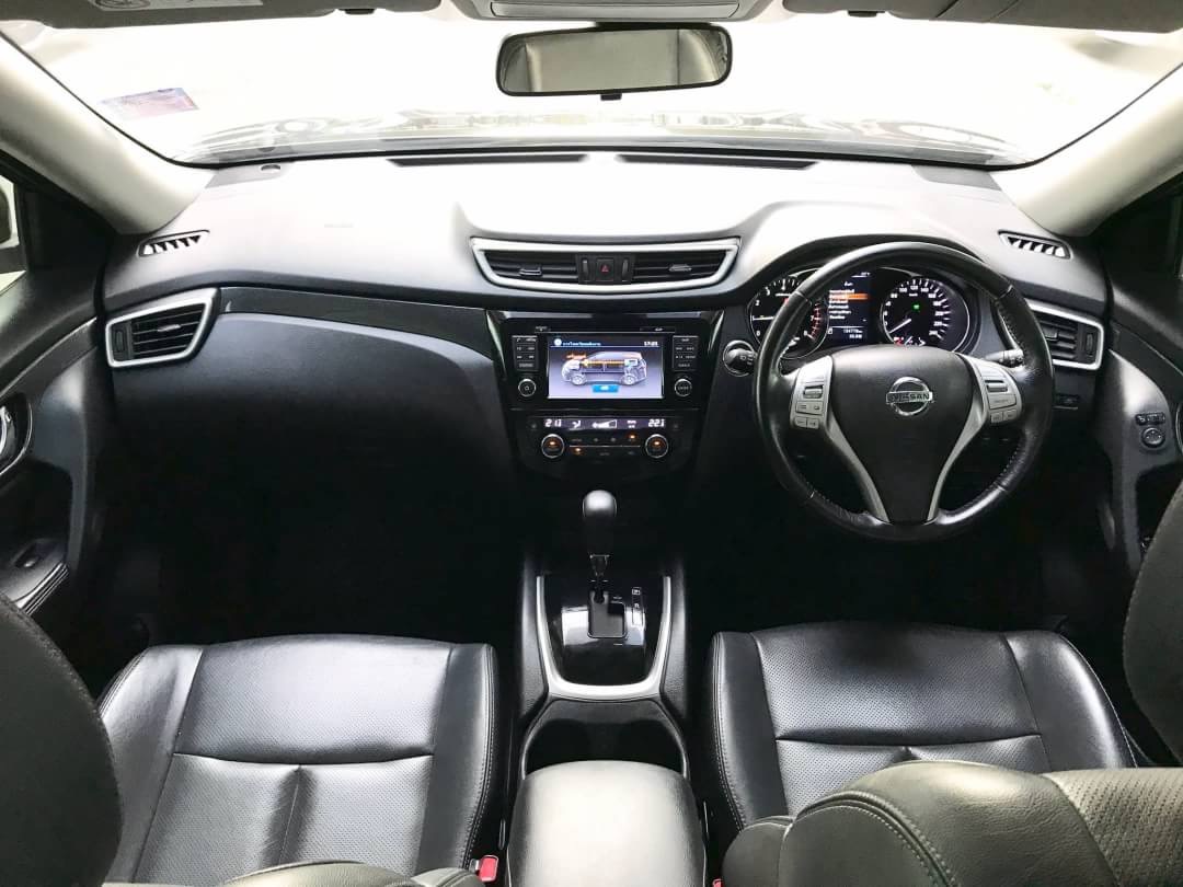 Nissan X-trail ปี 2016 สีเทา (รูปที่ 17)