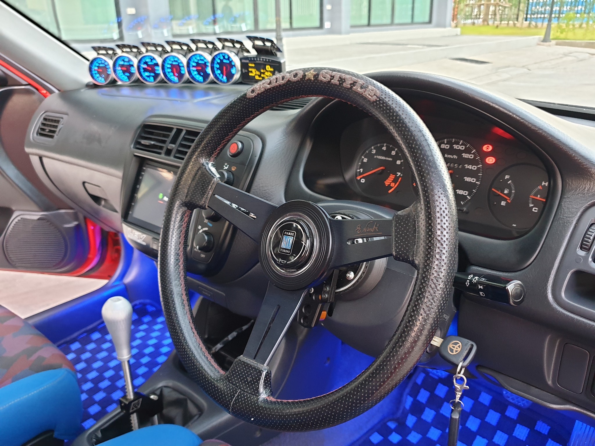 Honda Civic EK โฉม 4 ประตู ปี 1996 สีแดง (รูปที่ 4)