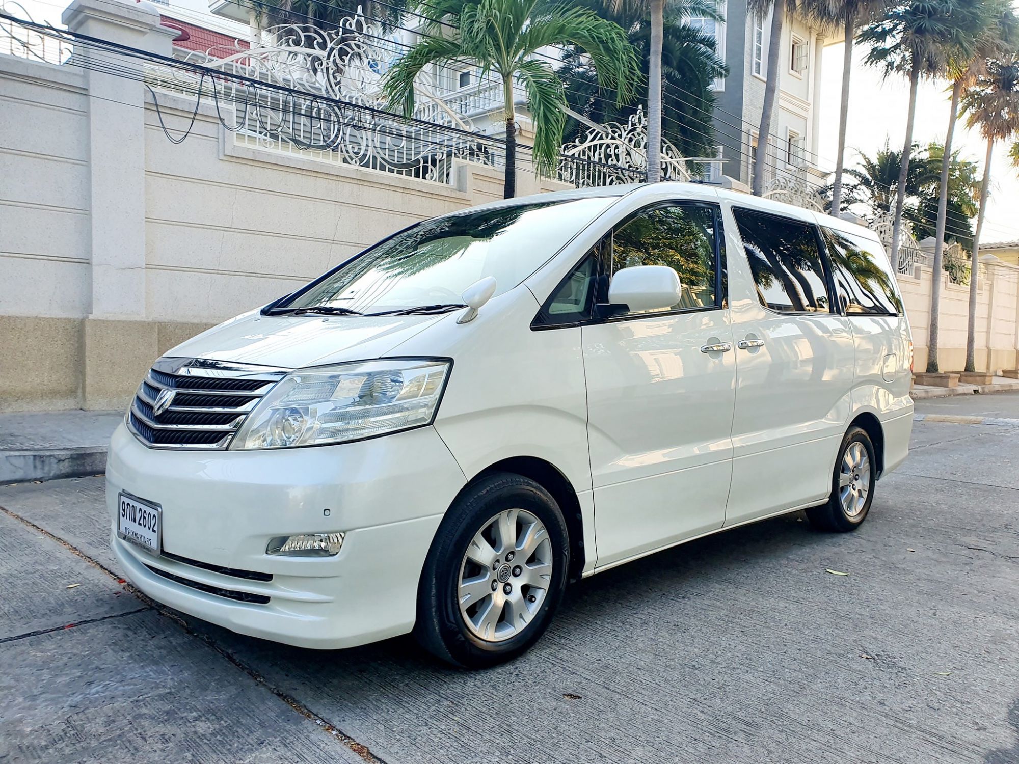 Toyota Alphard ปี 2007 สีขาว (รูปที่ 3)