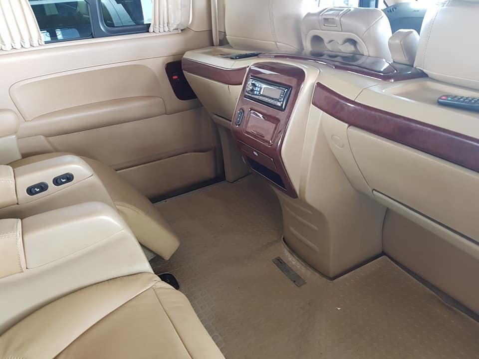 Hyundai Grand Starex ปี 2011 สีขาว (รูปที่ 8)