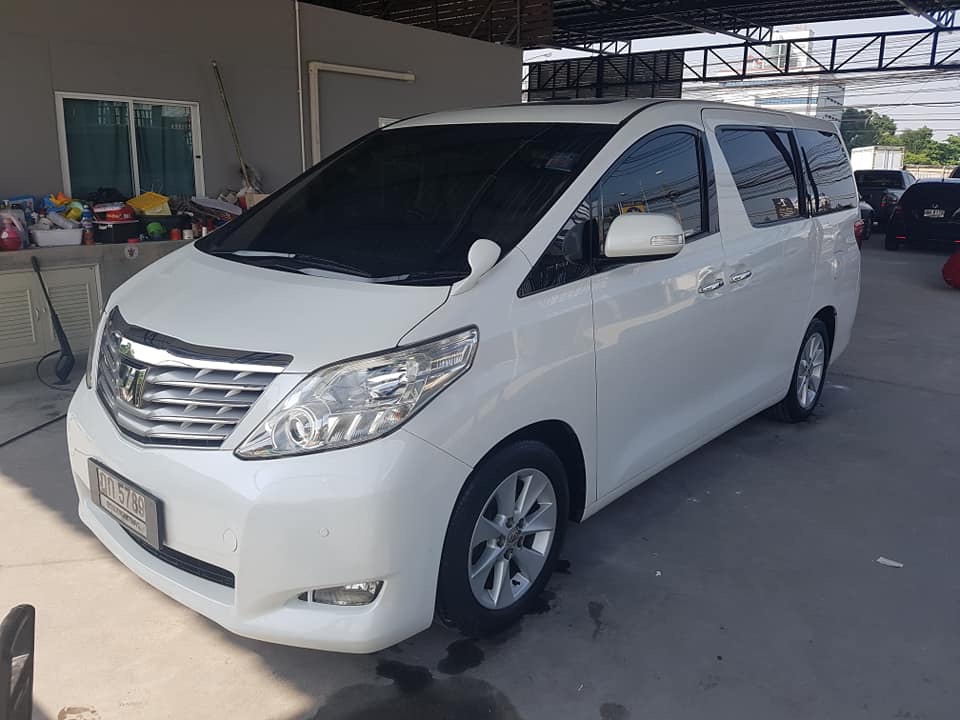 Toyota Alphard ปี 2009 สีขาว