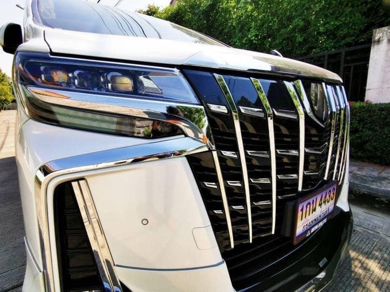 Toyota Alphard ปี 2010 สีขาว (รูปที่ 3)