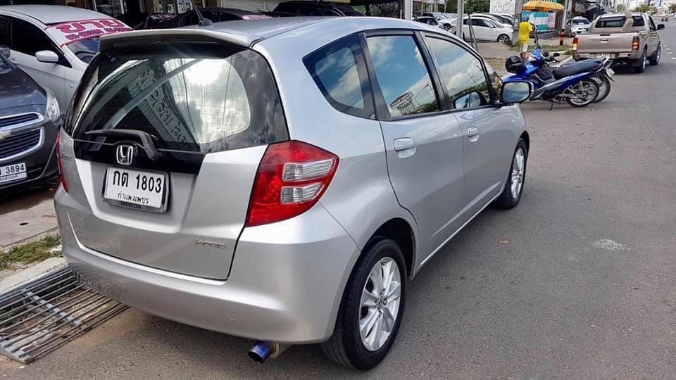 Honda Jazz GE ปี 2009 สีเงิน (รูปที่ 4)
