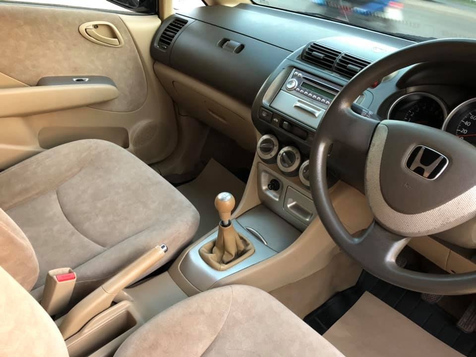 Honda City ZX ปี 2005 สีดำ (รูปที่ 9)