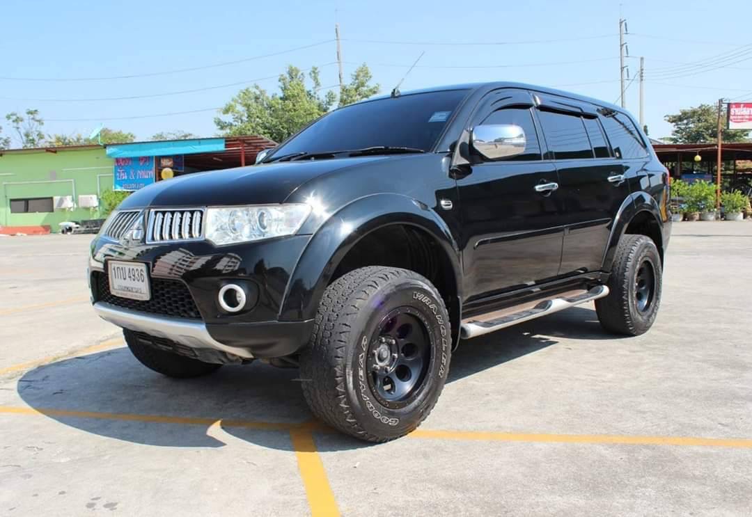 Mitsubishi Pajero Sport ปี 2013 สีดำ