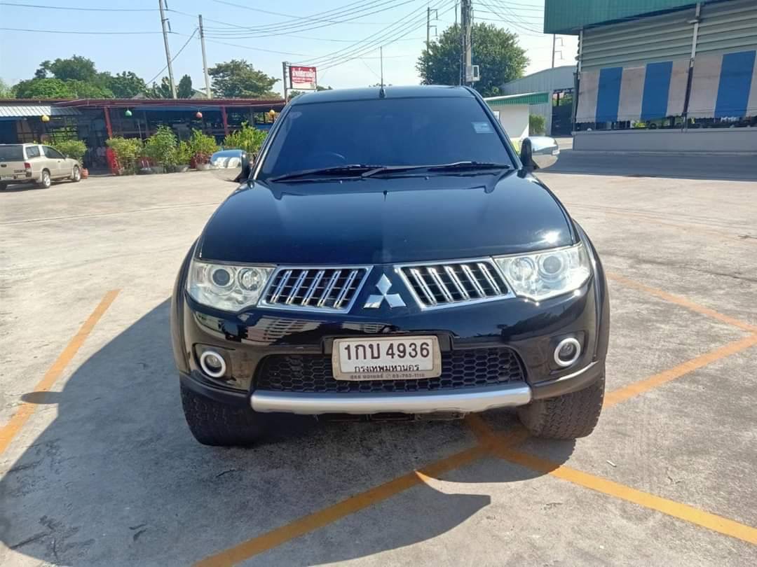 Mitsubishi Pajero Sport ปี 2013 สีดำ