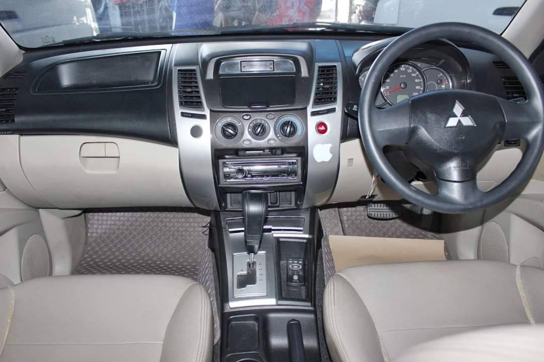 Mitsubishi Pajero Sport ปี 2013 สีดำ (รูปที่ 3)